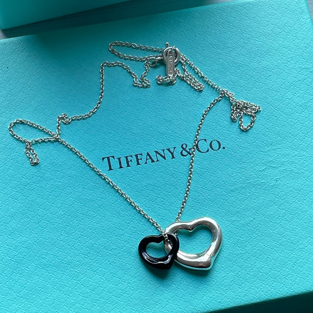 Tiffany & Co Elsa Peretti black jade & silver open heart necklace